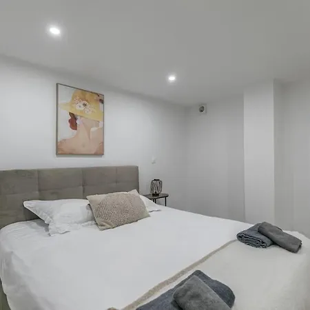 Cosy 20e Apartment