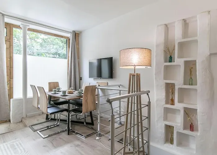 アパート Cosy 20e パリ