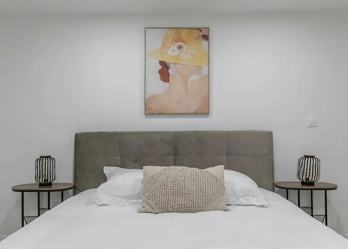 Cosy 20e アパート *