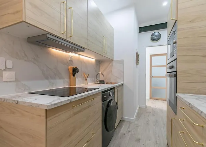 アパート Cosy 20e *